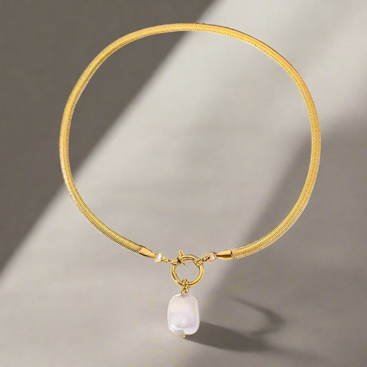 Waterproof Big Freshwater Pearl Pendant Necklaces Women Gold PVD Plated Titanium Steel Wide Flat Herribone Necklace